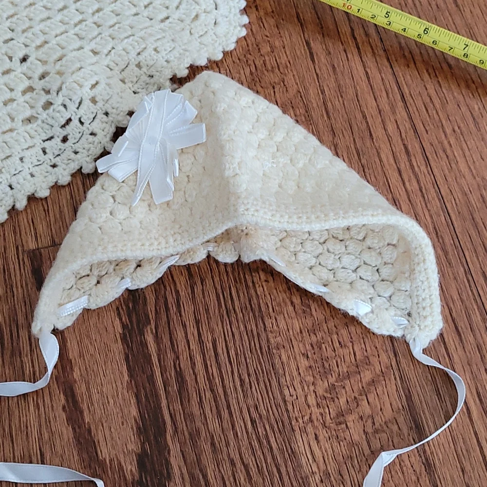 Vintage Handmade Baby Sweater and Bonnet - Picture 10 of 10